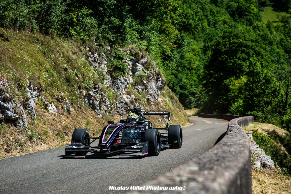 Pour sa première saison sur le CFM, Flavien Rognon disposait de la Formule Renault du Team Berreur Auto Sport.