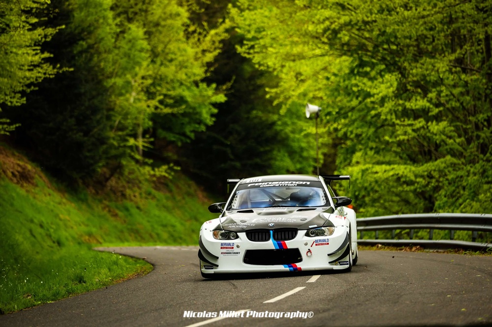 Dès la troisième manche de la saison la BMW retrouvait son moteur 4 litres, avec lequel Yannick allait signer quatre nouveaux succès en CFM.
