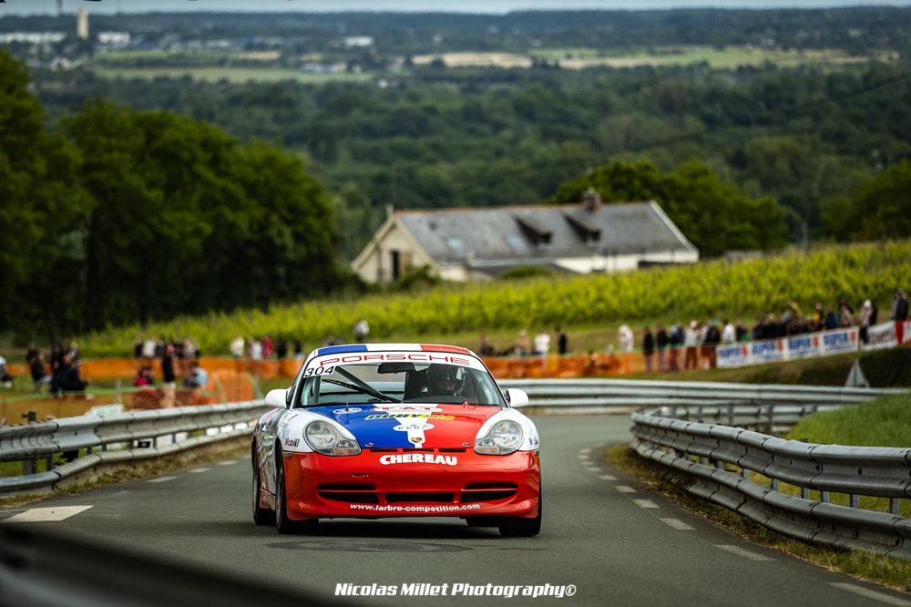 C’est au volant d’une Porsche 996 GT3 Cup évoluant en GT Sport que Michel Rolland abordait cette saison 2026.